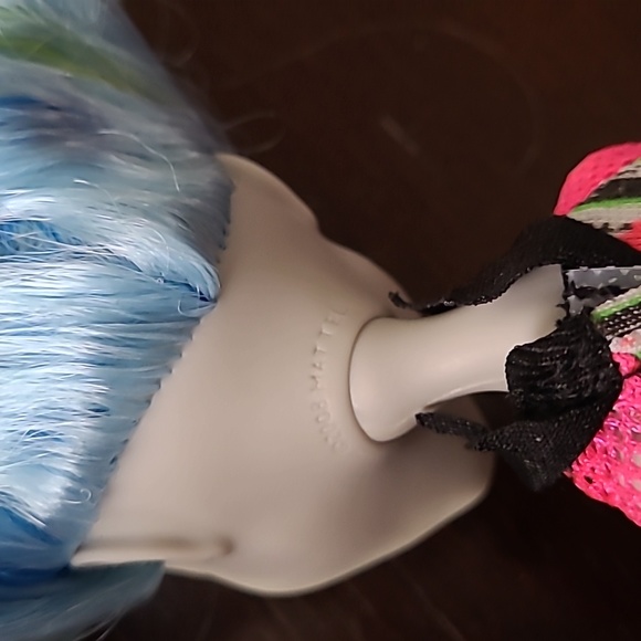 2008 Rare Monster High Ghoulia Yelps Skulltimate Roller Maze doll Great conditon - Picture 10 of 13